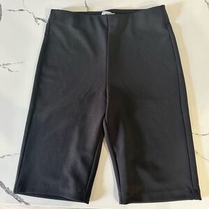 Women’s Zara black Bermuda bike polyester high waisted semi dress shorts size XS
